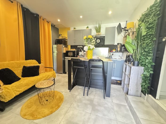 Image No.27-4 Bed House for sale