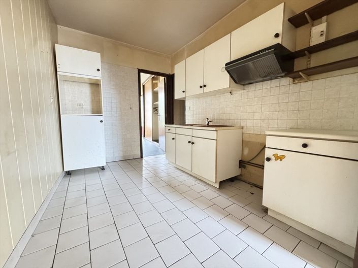 Image No.4-House for sale