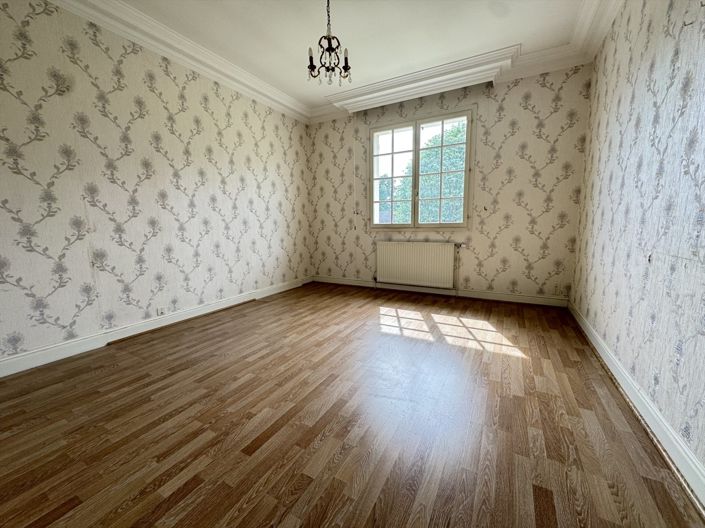 Image No.6-4 Bed House for sale