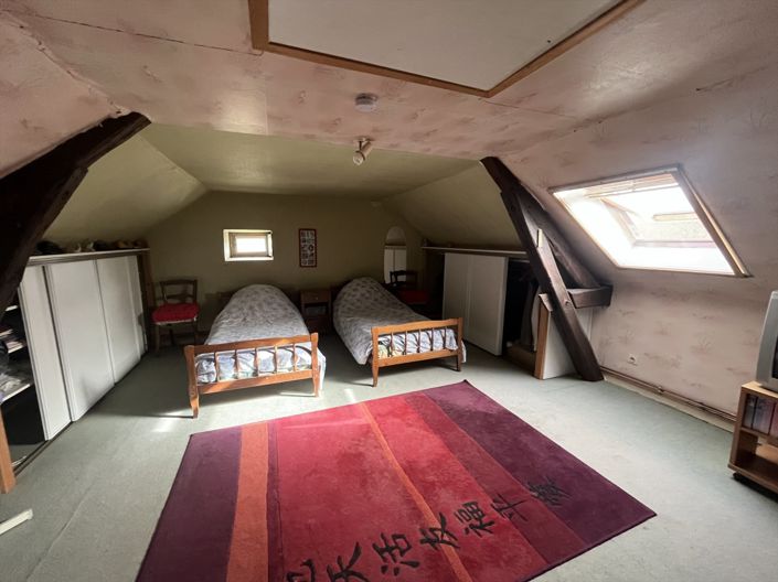 Image No.8-3 Bed House for sale