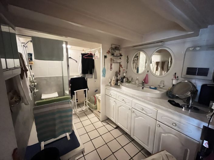 Image No.9-3 Bed House for sale