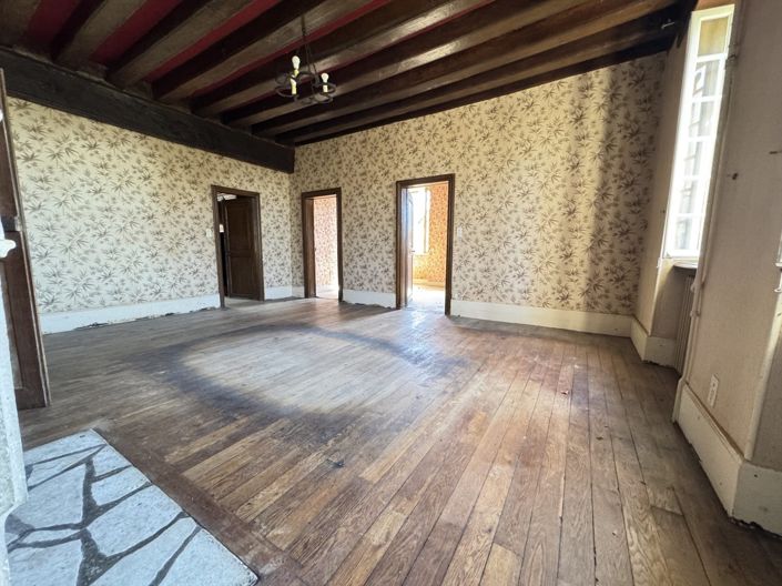 Image No.10-6 Bed House for sale