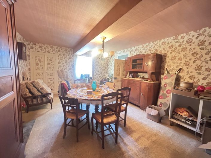 Image No.6-4 Bed House for sale
