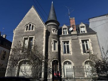 1 - Montluçon, Maison