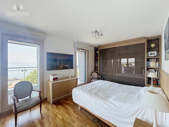 Image No.7-3 Bed Apartment for sale