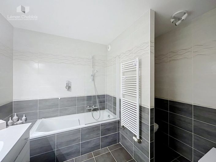 Image No.9-3 Bed Apartment for sale