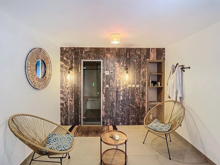 Image No.16-3 Bed House for sale