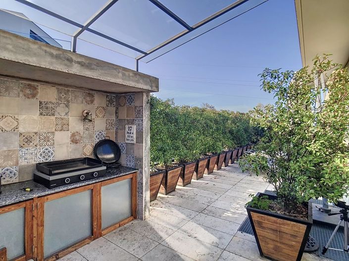 Image No.17-3 Bed House for sale