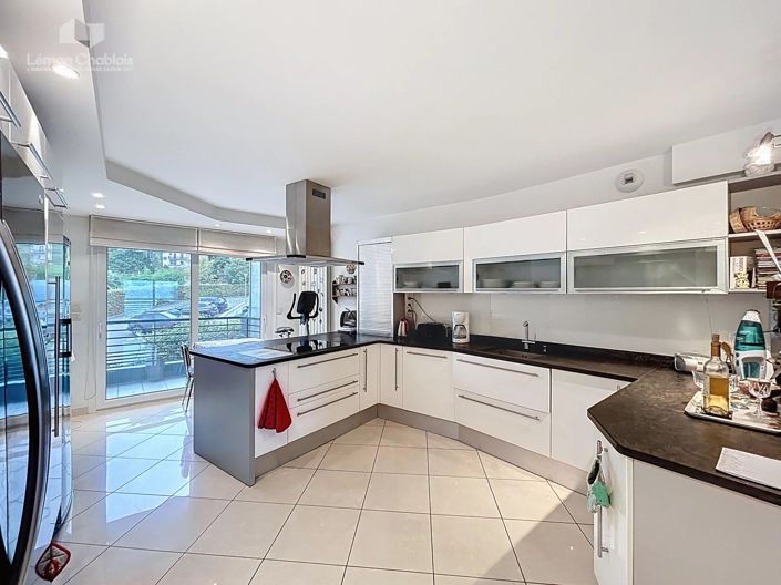 Image No.5-3 Bed Apartment for sale