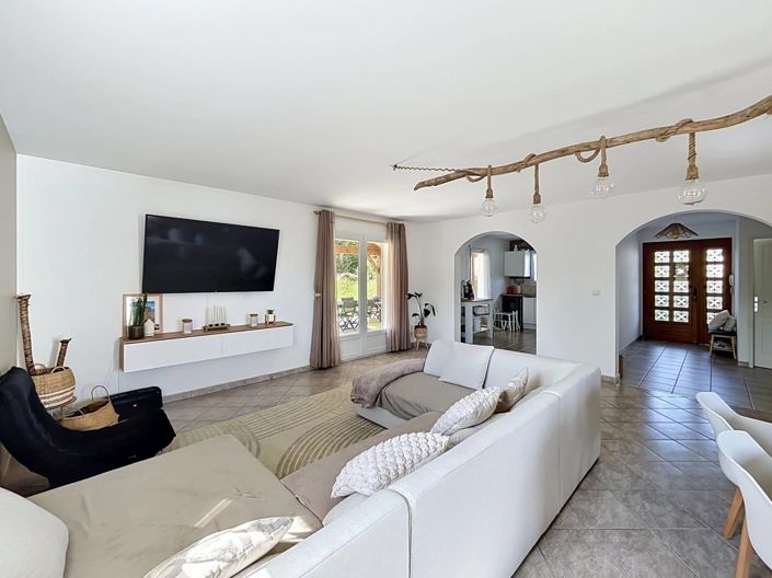 Image No.5-4 Bed House for sale