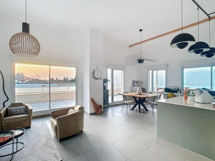 Image No.3-4 Bed Apartment for sale