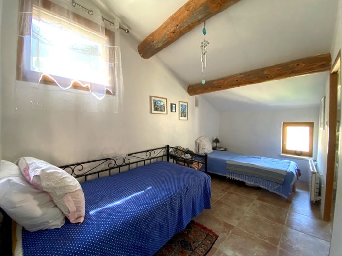 Image No.19-3 Bed House for sale