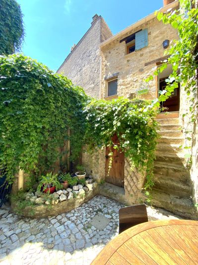 Image No.2-3 Bed House for sale
