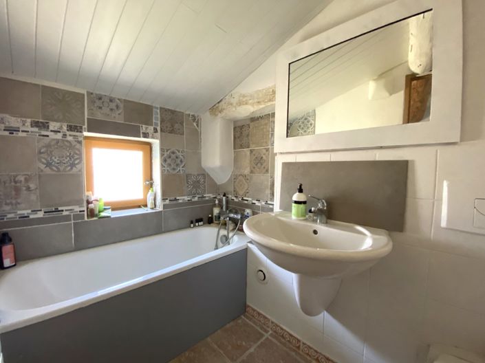 Image No.20-3 Bed House for sale