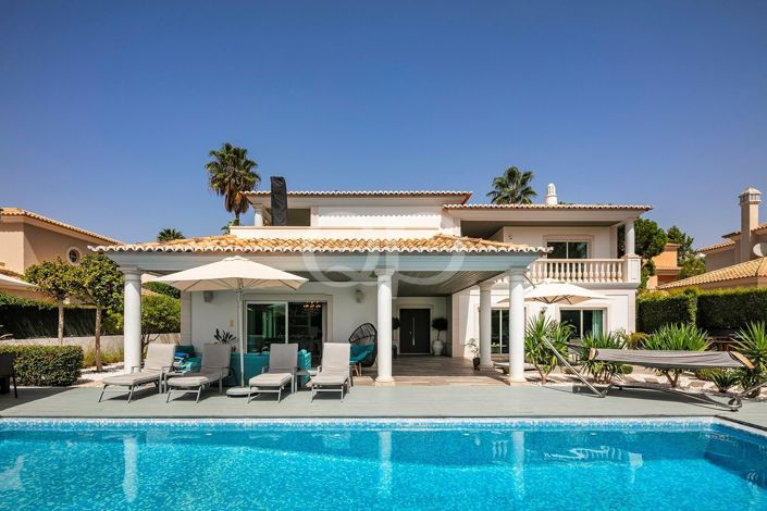 Image No.22-4 Bed House for sale