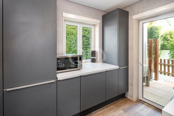 Image No.33-4 Bed House for sale