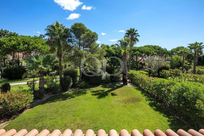 Image No.18-3 Bed House for sale