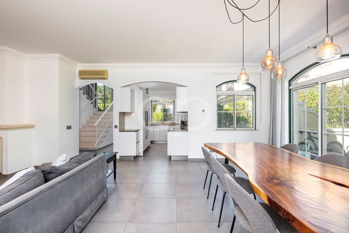 Image No.2-3 Bed House for sale