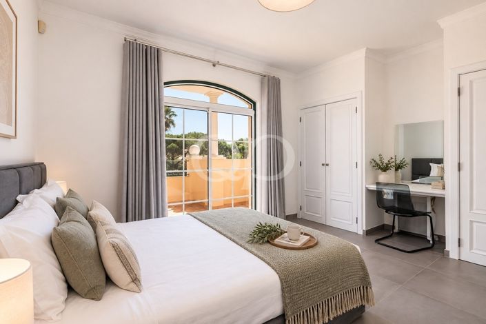 Image No.7-3 Bed House for sale