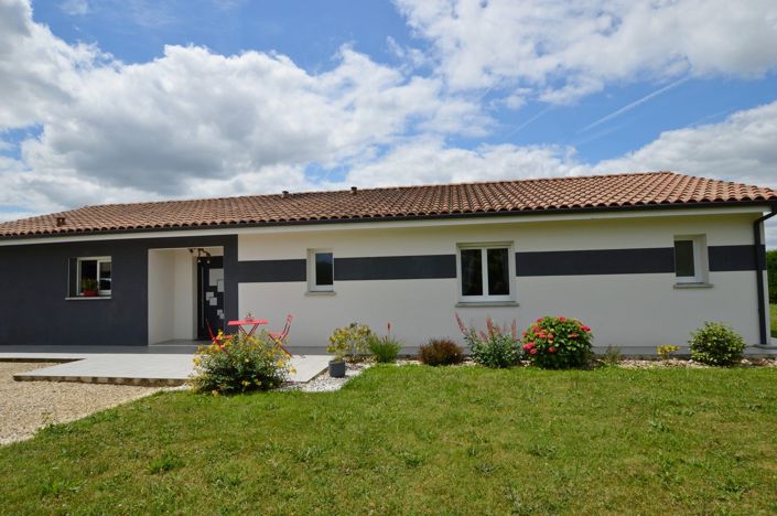 Image No.6-4 Bed House for sale