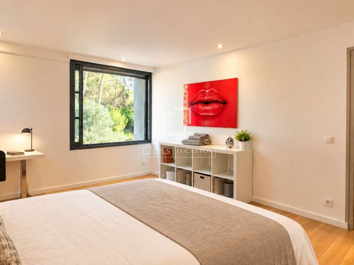 Image No.13-4 Bed House for sale