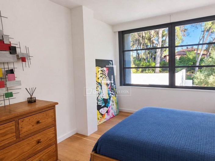 Image No.21-4 Bed House for sale