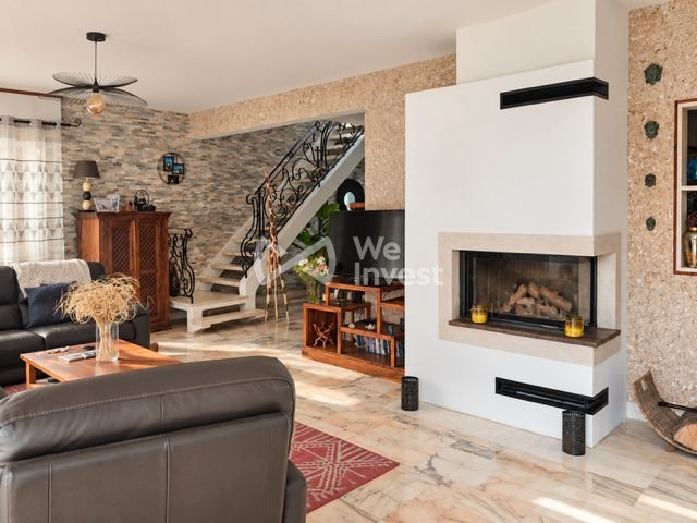 Image No.4-6 Bed House for sale