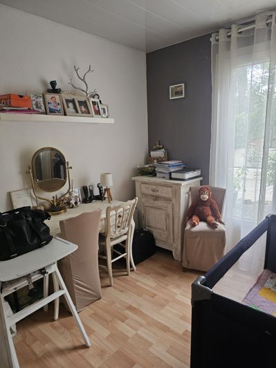 Image No.11-3 Bed House for sale