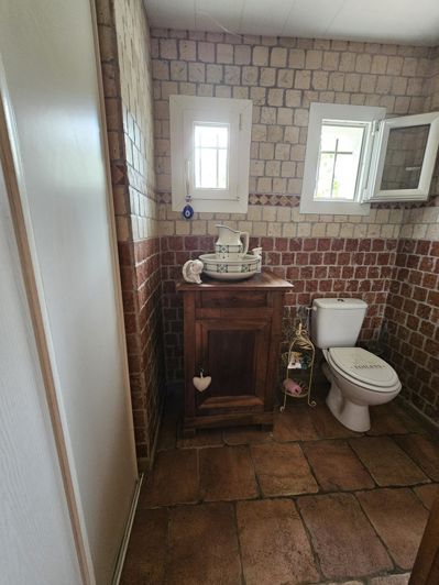 Image No.14-3 Bed House for sale