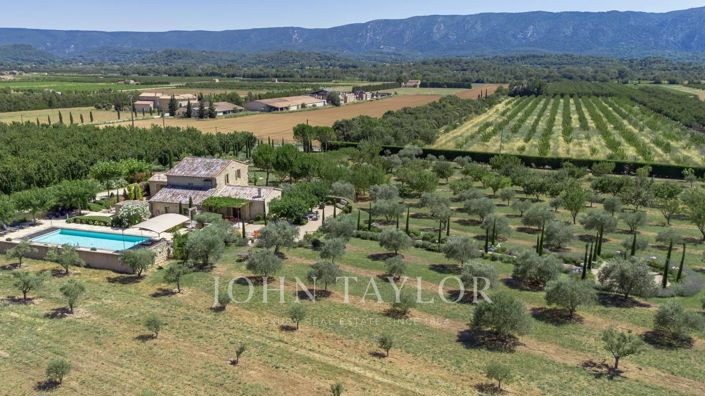 Image No.4-Maison de 5 chambres à vendre à Gordes