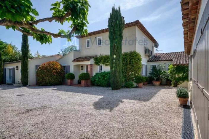 Image No.17-5 Bed House for sale