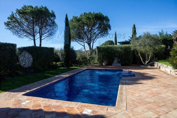 Image No.22-5 Bed House for sale