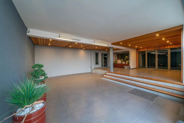 Image No.17-3 Bed Apartment for sale