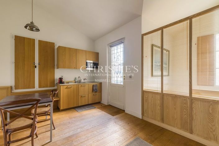 Image No.17-4 Bed House for sale