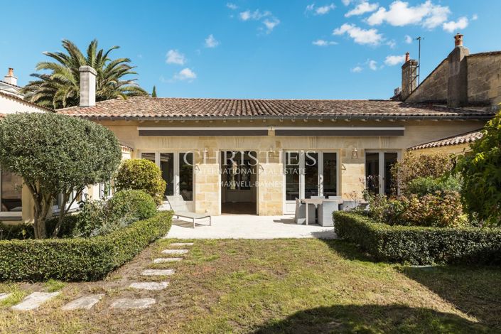 Image No.8-4 Bed House for sale