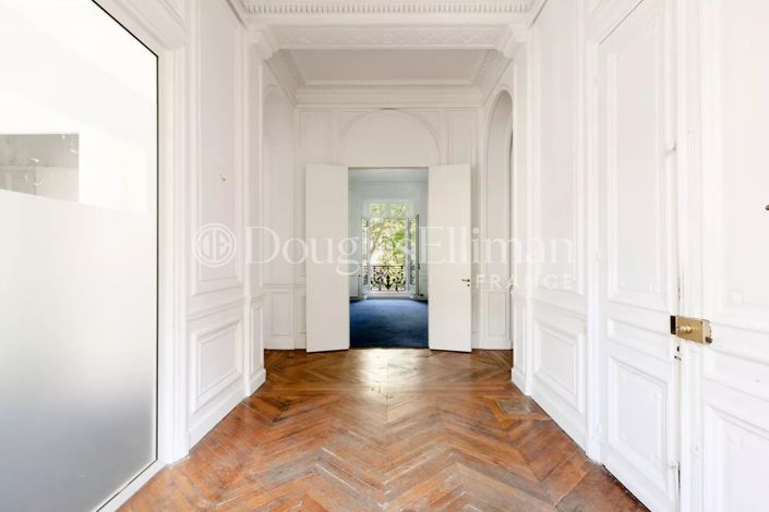Image No.6-5 Bed Apartment for sale