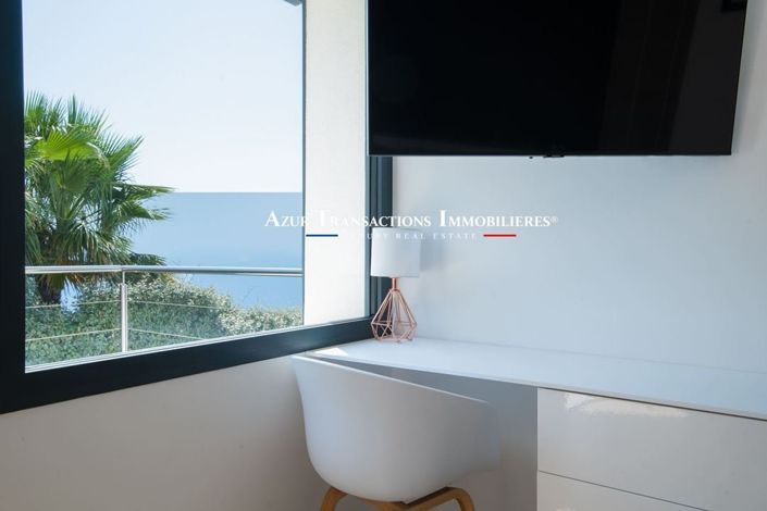 Image No.8-3 Bed House for sale