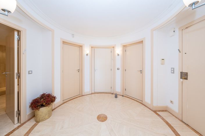 Image No.5-3 Bed Apartment for sale
