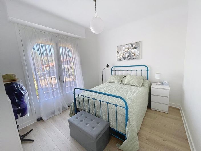 Image No.16-3 Bed House for sale