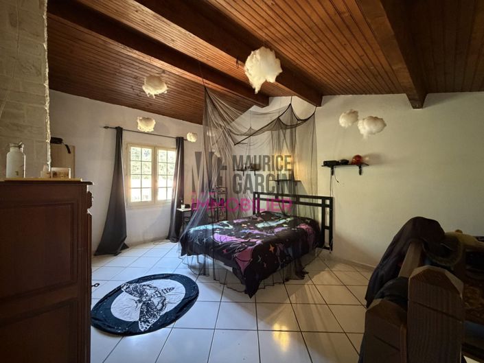Image No.11-4 Bed House for sale