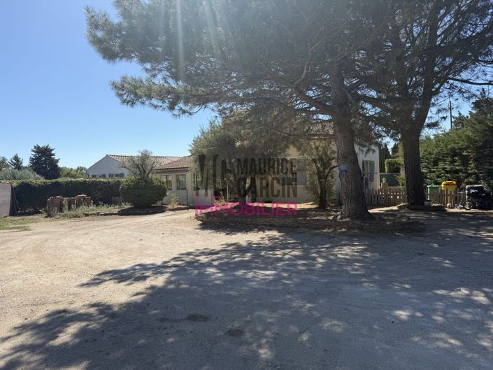 Image No.2-4 Bed House for sale