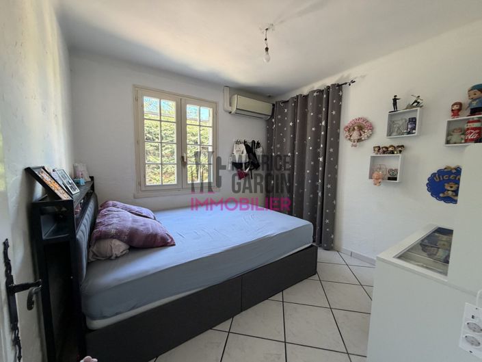 Image No.9-4 Bed House for sale