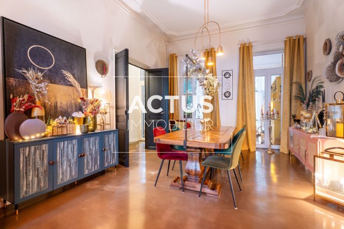 Image No.3-5 Bed House for sale