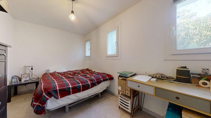Image No.14-3 Bed House for sale
