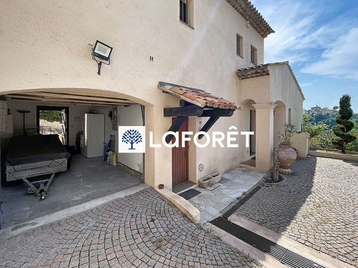 Image No.18-4 Bed House for sale
