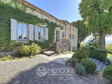 1 - Solignat, House