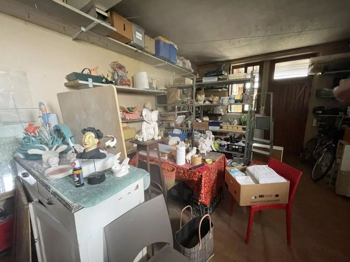 Image No.22-5 Bed House for sale