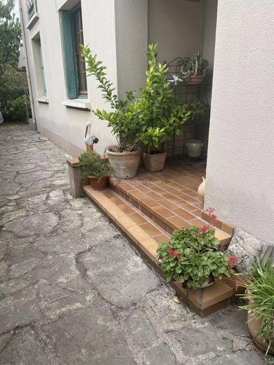 Image No.27-5 Bed House for sale