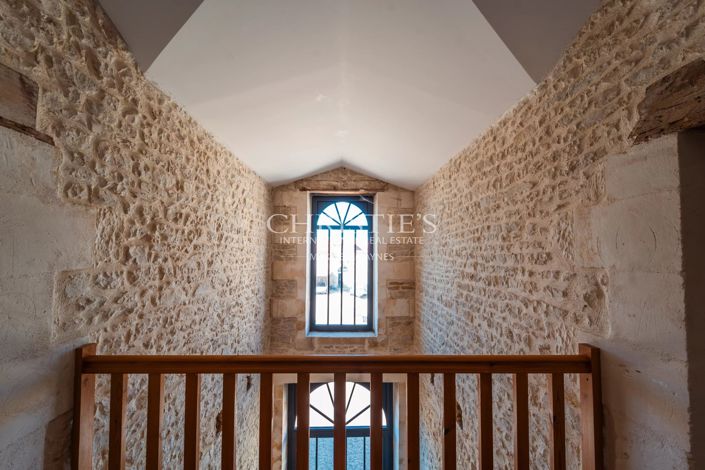 Image No.15-6 Bed House for sale