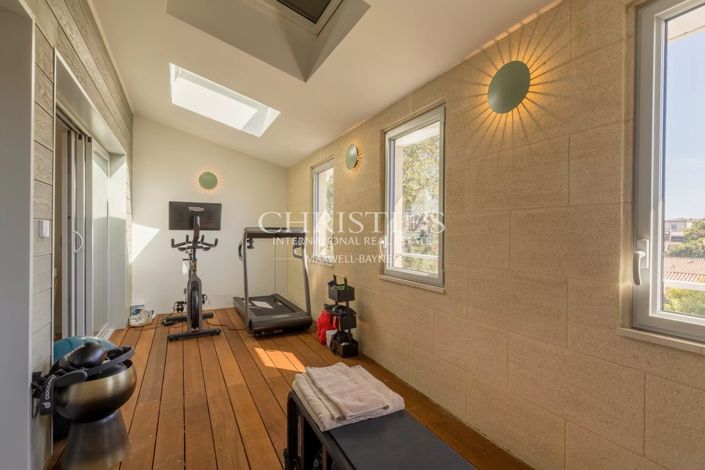 Image No.29-5 Bed House for sale